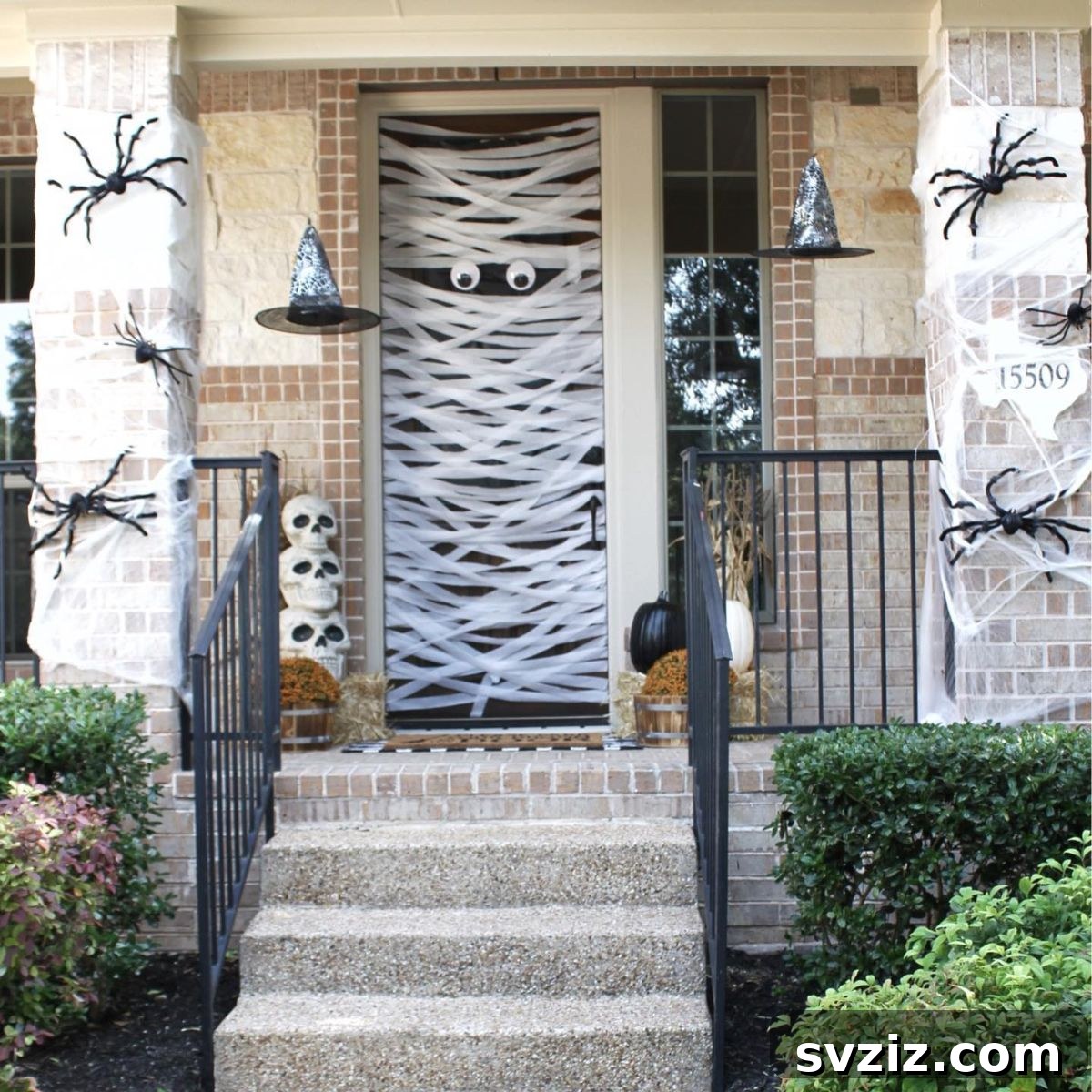mummy door decoration