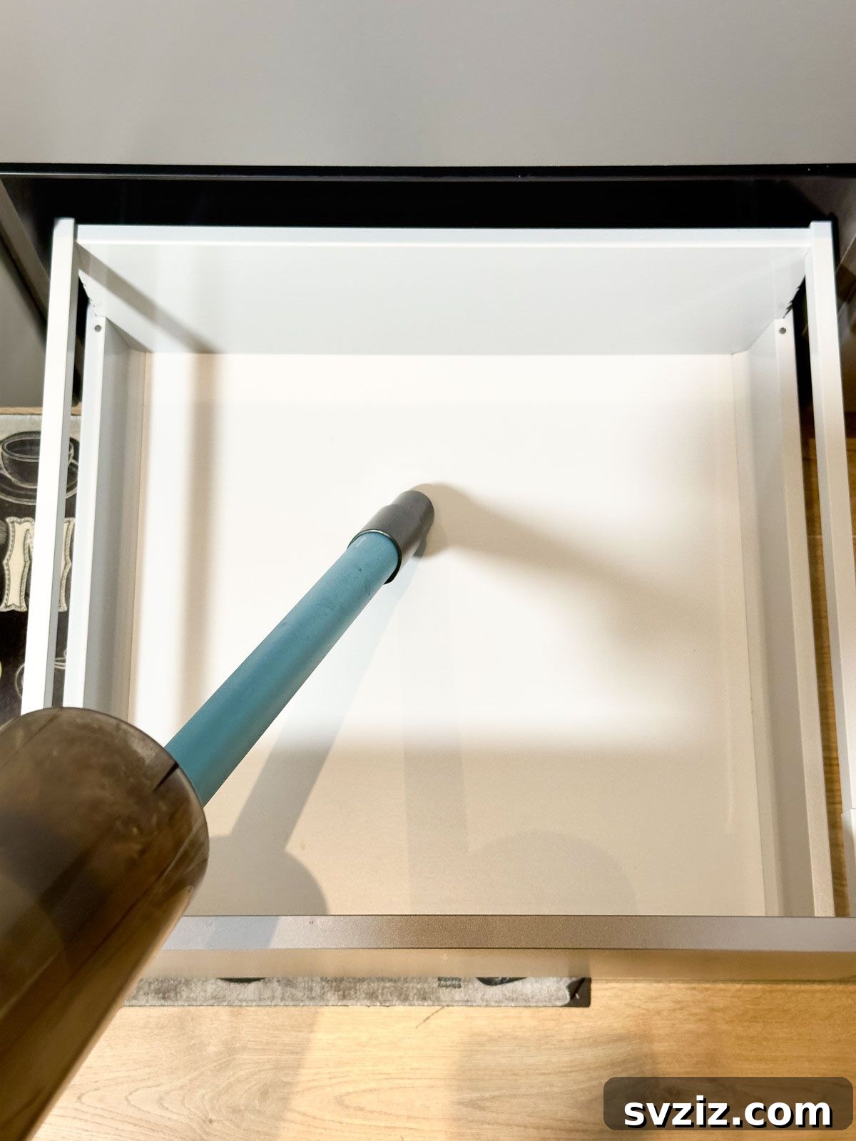 Use the Vacuum Cleaner to Clean your Kitchen Drawers