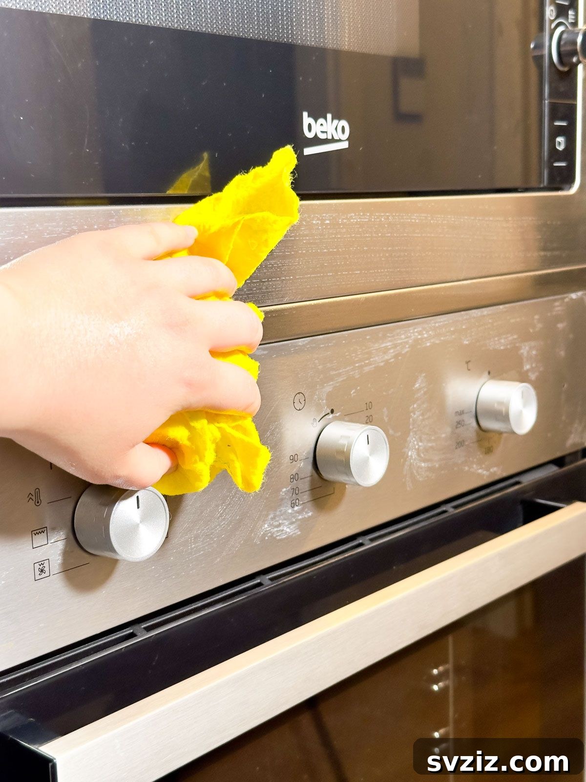Remove Fingerprints with Baby Oil