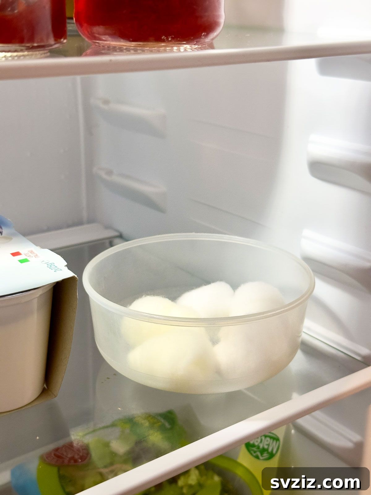 Keep the Fridge Smelling Fresh with Essential Oils