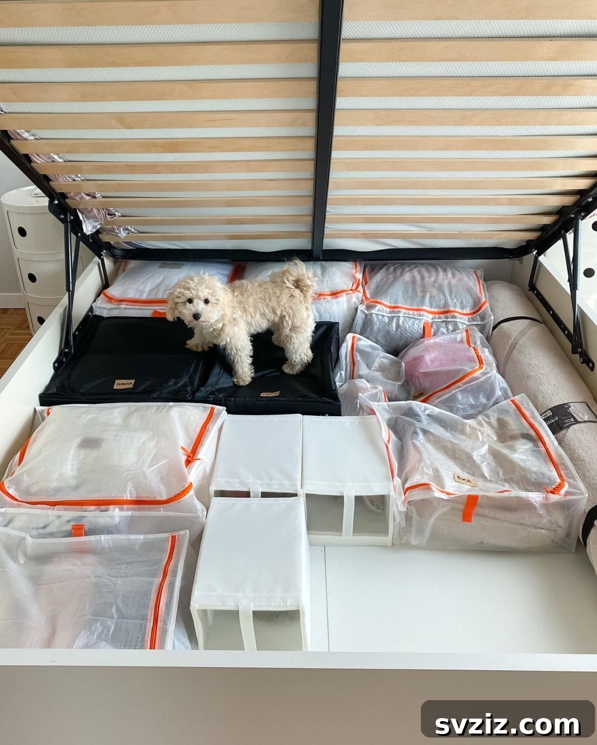 Yatak Odanızı Ferahlatacak ve Düzenleyecek 21 Akıllı İpucu 3 Utilize wasted space with smart bed storage solutions, perfect for decluttering any bedroom.