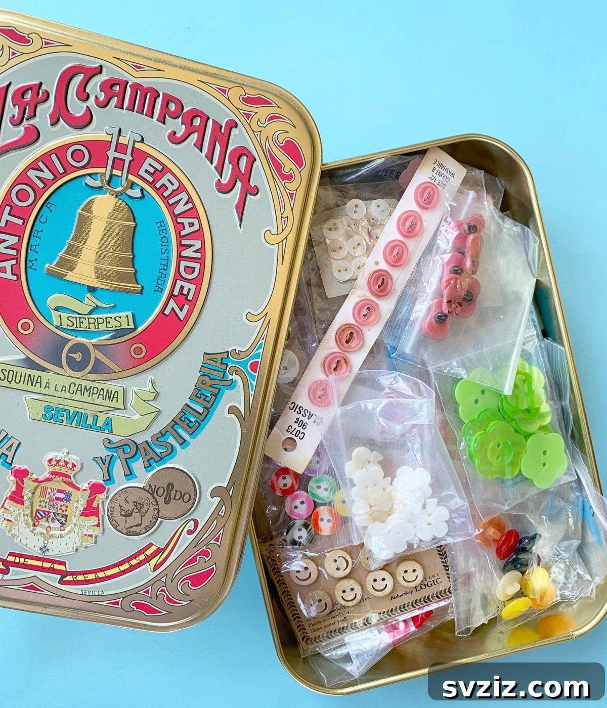cookie tins