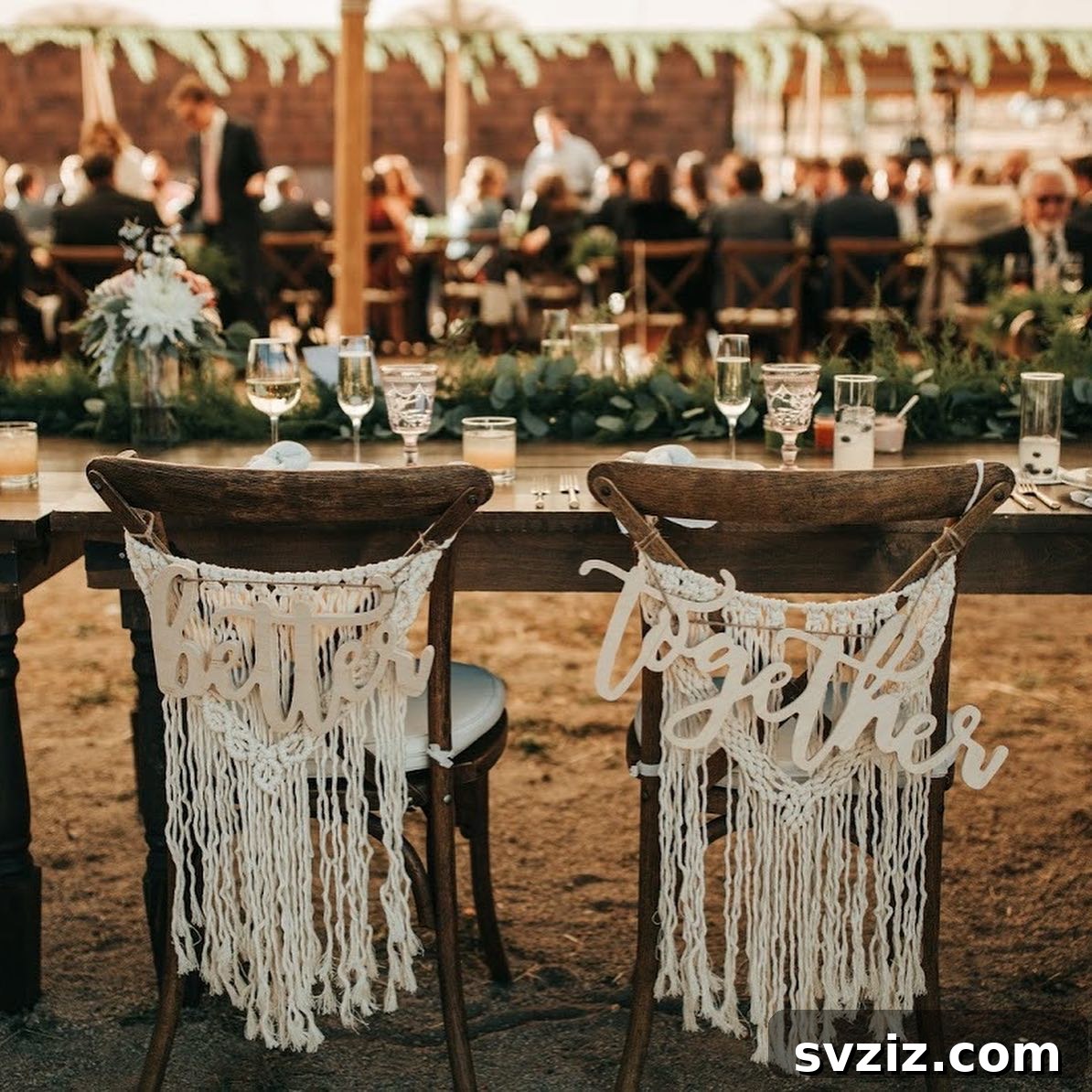 31 Adorable Rustic Wedding Ideas 22 Chic Cowboy Themed Wedding Reception with Boho Decor