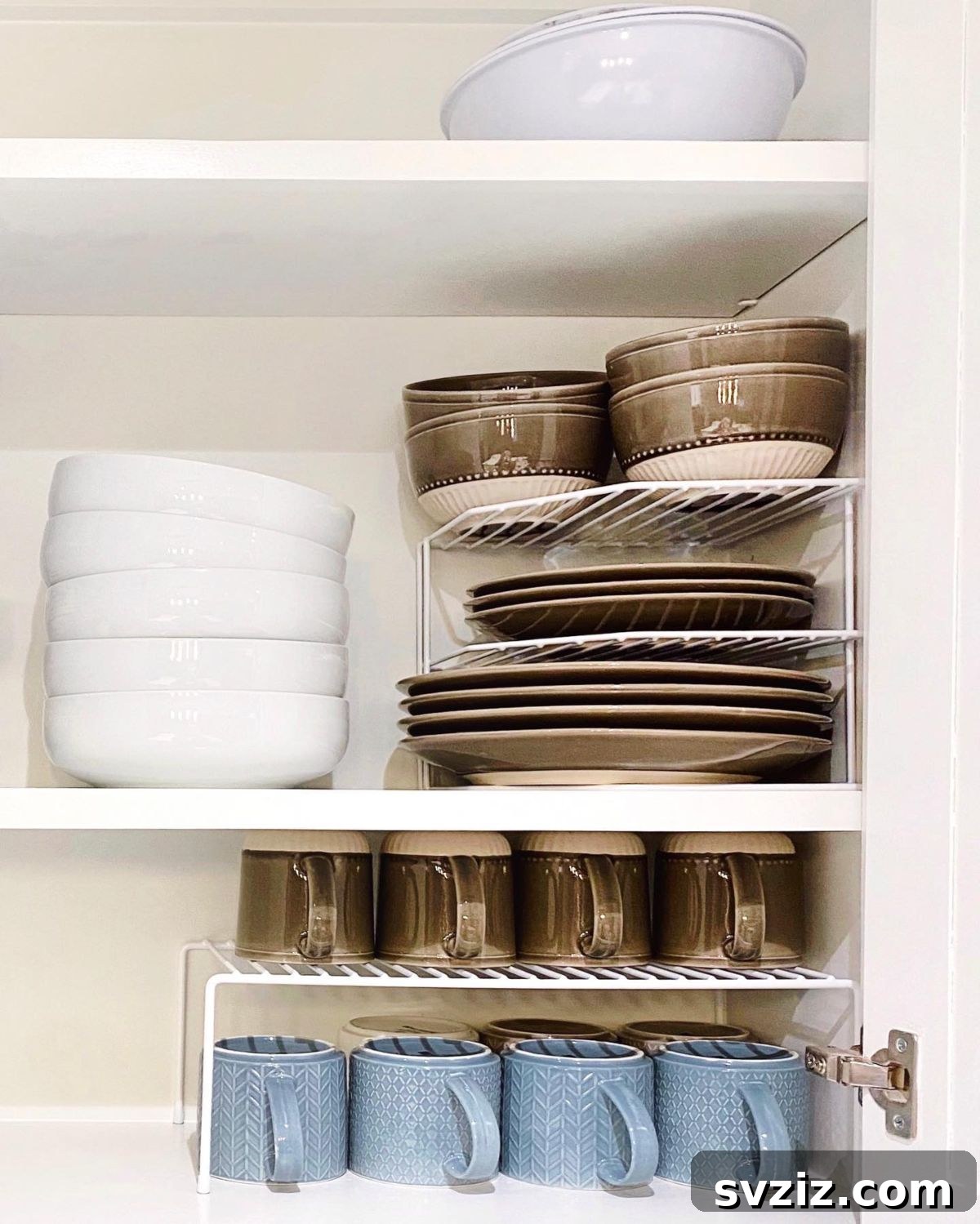 corner shelf stacker