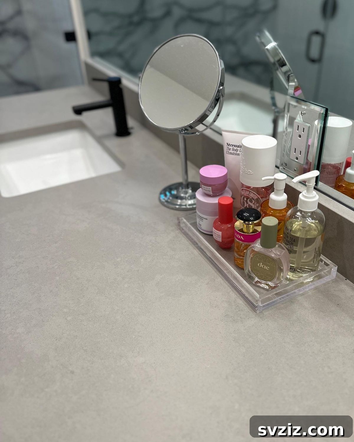 31 Genius Organizing Hacks to Declutter Your Life 18 Acrylic Tray for Bathroom Countertop Organization