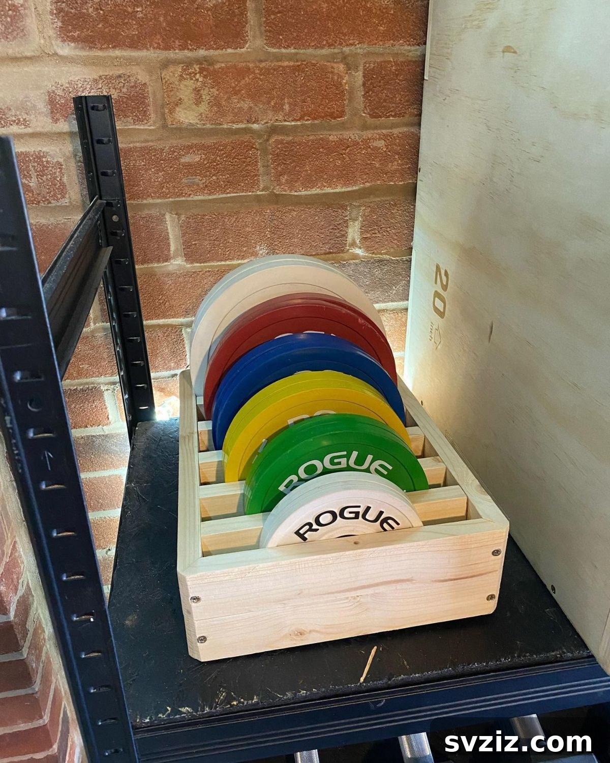 21 Genius Solutions for Home Gym Organization 23 change plate organizer