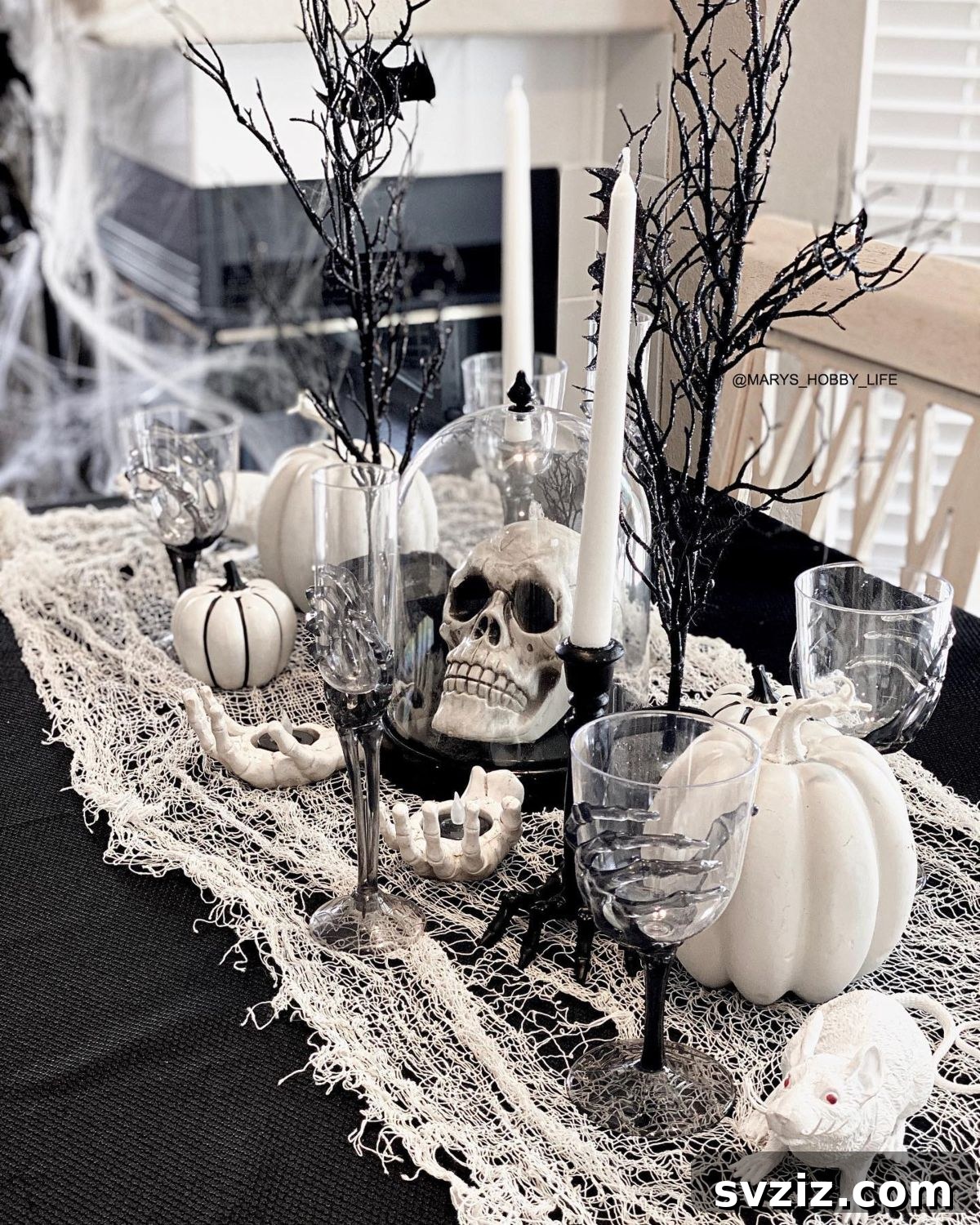 Transform Your Table: Haunting Halloween Decor Inspirations 16 Monochrome Tablescape