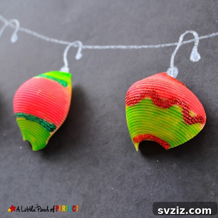 41 Quick & Easy Christmas Crafts to Finish in 15 Minutes 18 Festive Grinch Ornament for a Playful Christmas Tree