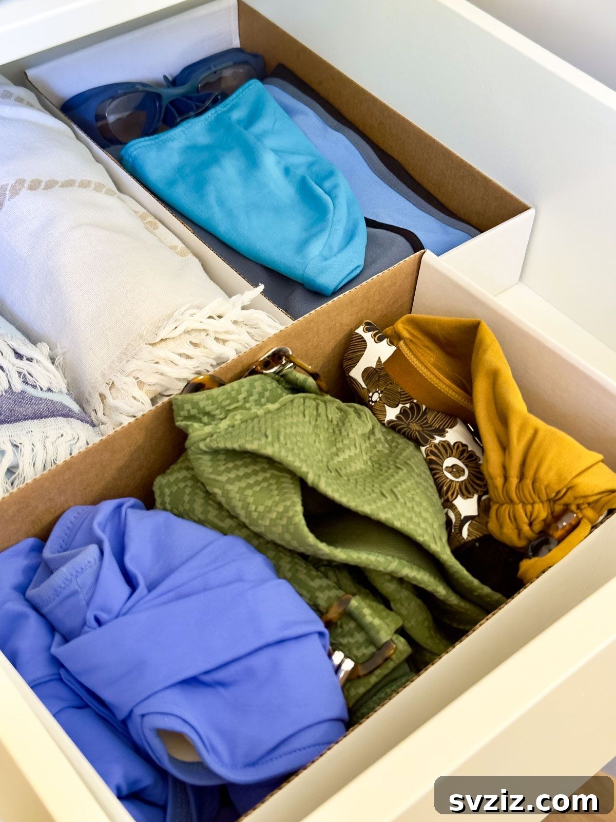 use box lids to organize clothing