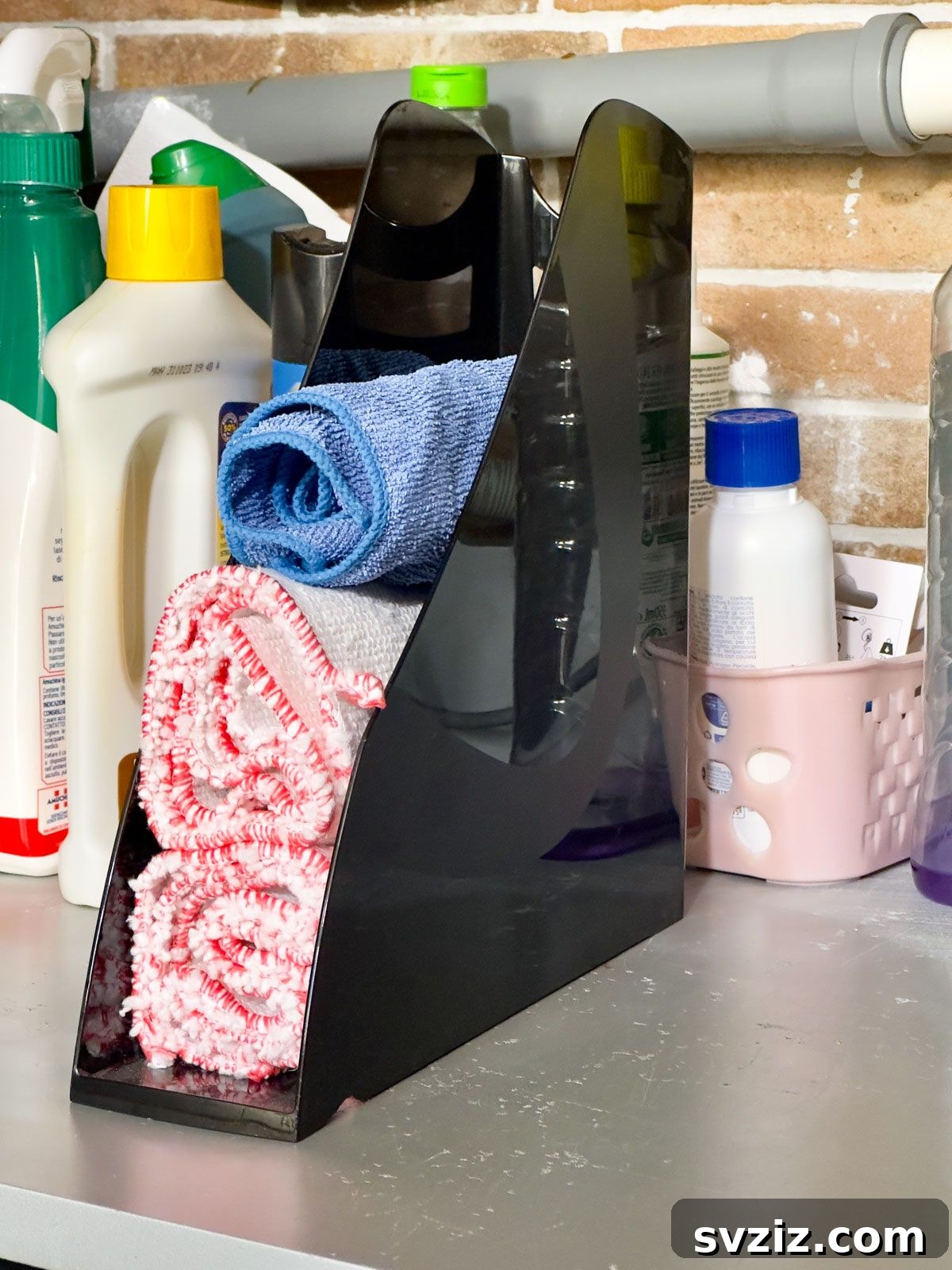 Magazine Holder to Store Microfiber Cloths