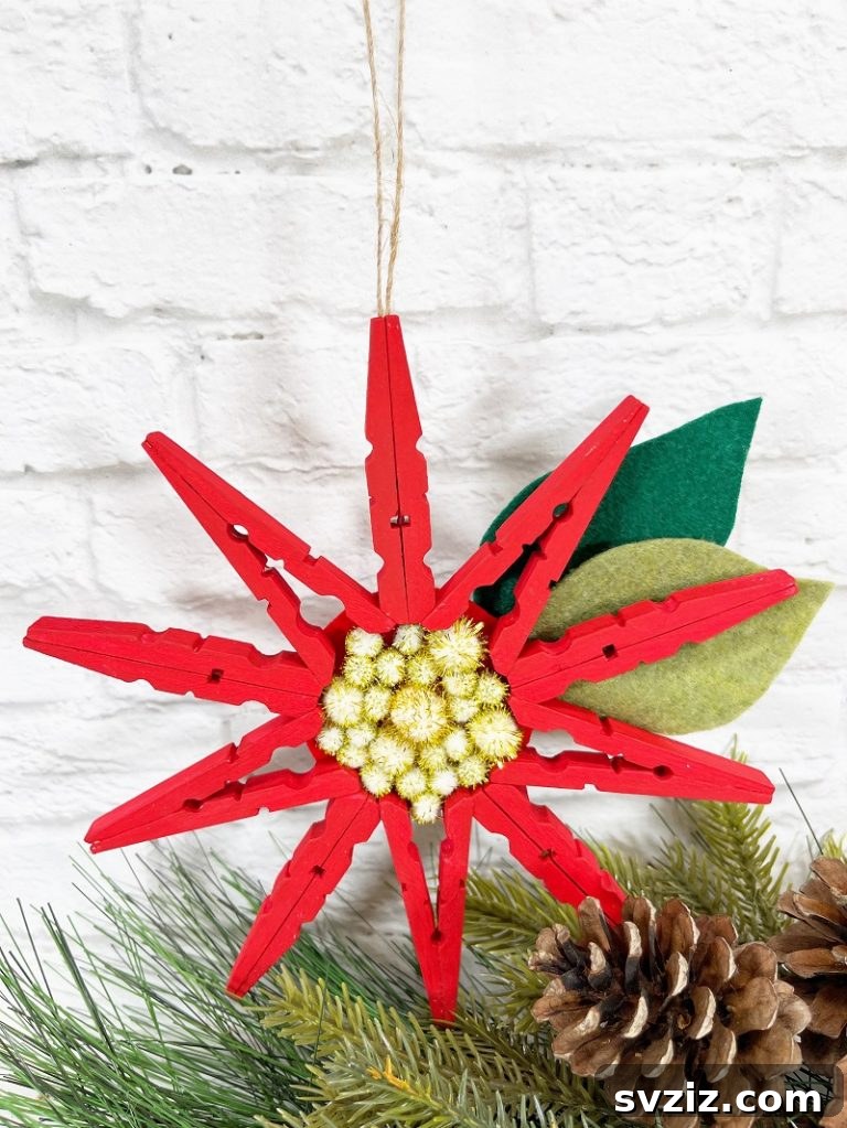 Poinsettia Clothespin