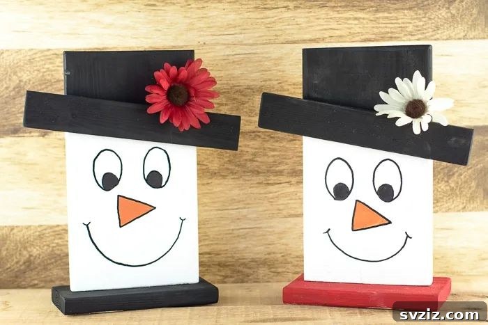 Charming Wooden Tabletop Snowman Face Decor