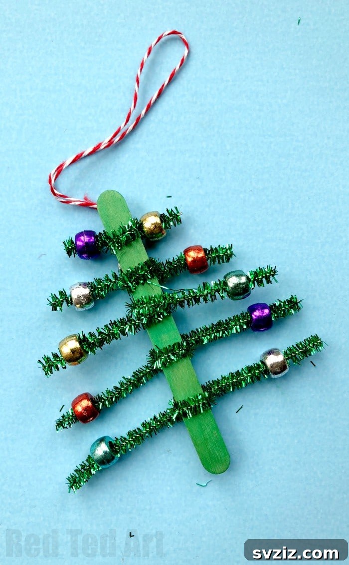Simple Pipe Cleaner Christmas Tree Ornaments for Kids
