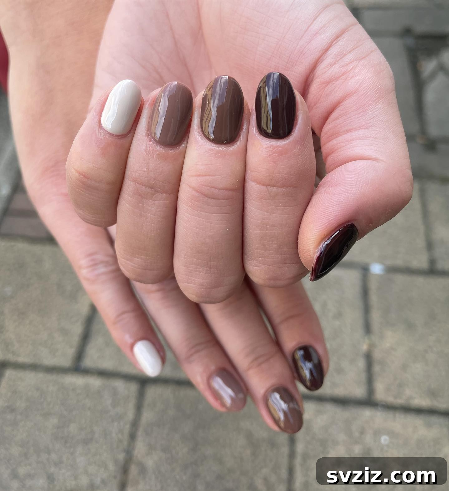 Ombre chocolate brown nail art on short nails