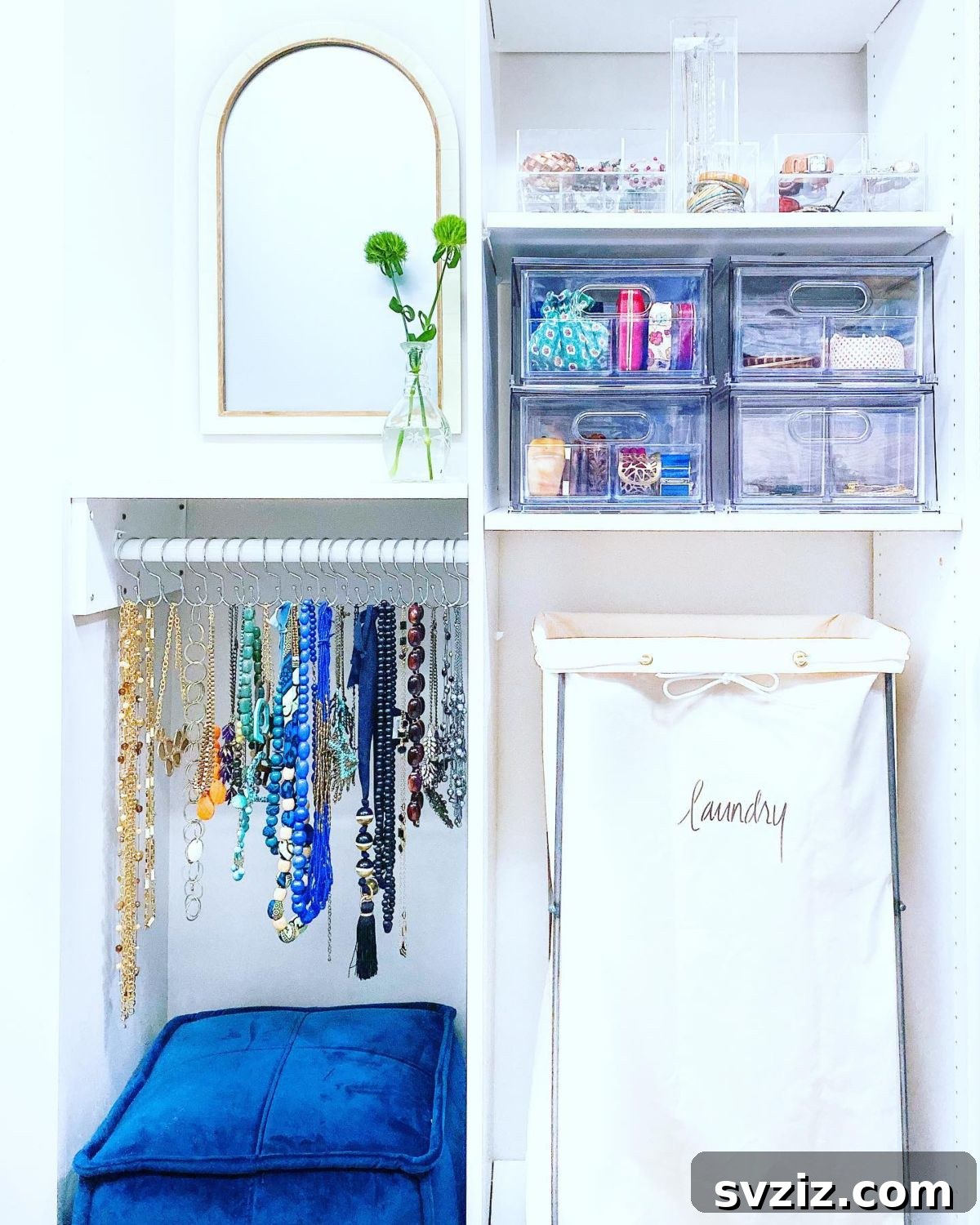 jewelry station