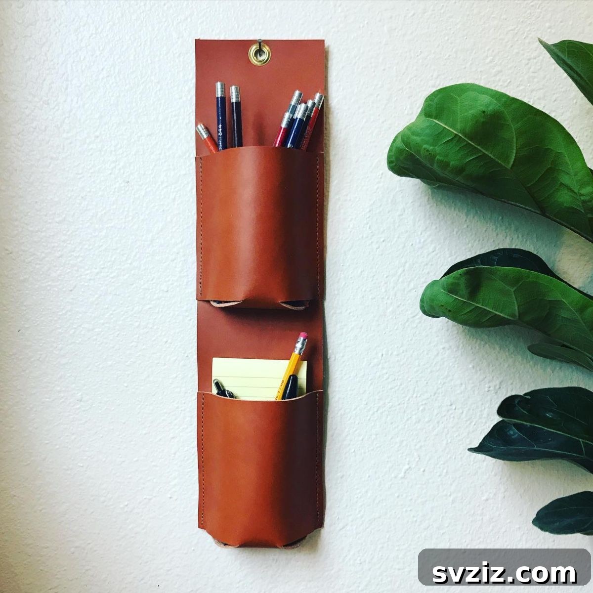 17 Ingenious Hanging Organizers to Maximize Vertical Space 17 Sleek hanging office caddies