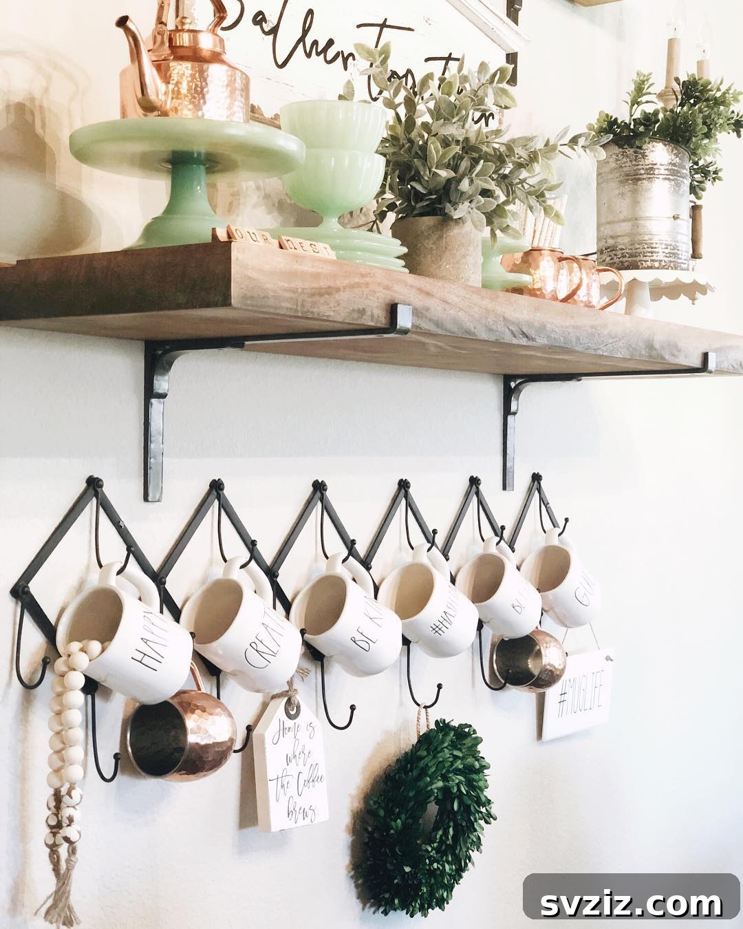  Stylish Hanging Hook Organizer