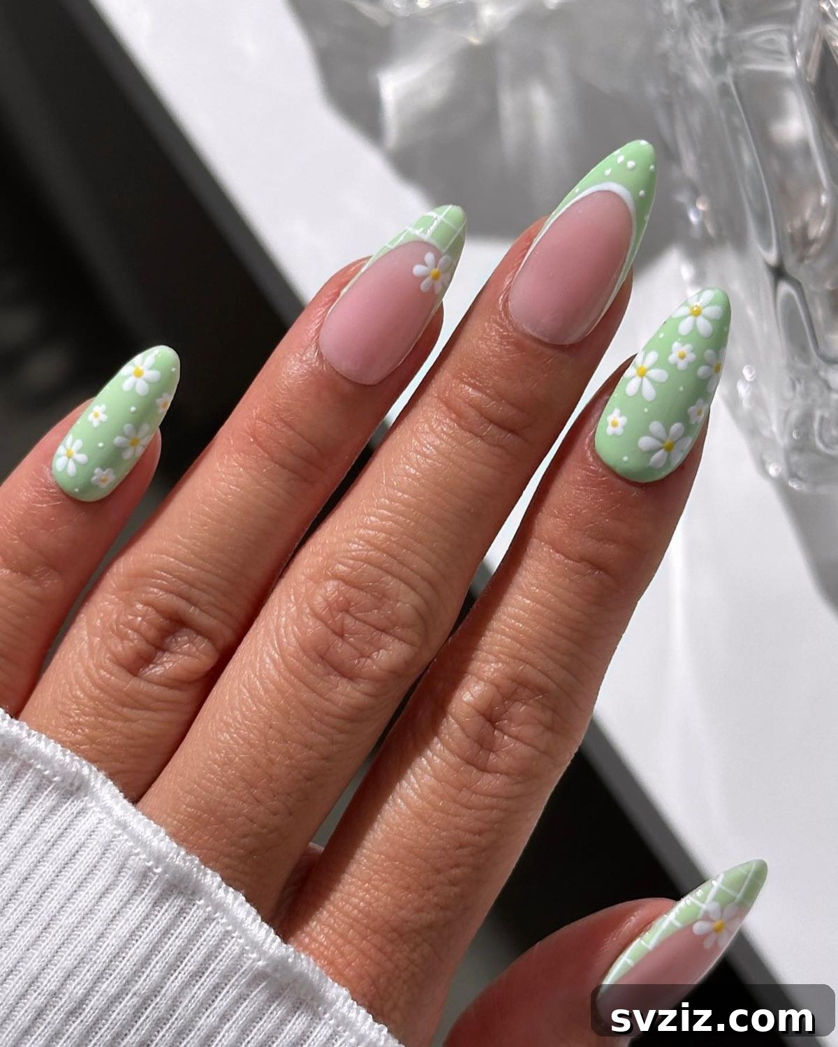 41 Stunning Floral Manicure Ideas to Blossom Your Look 27 Green Floral French Tips