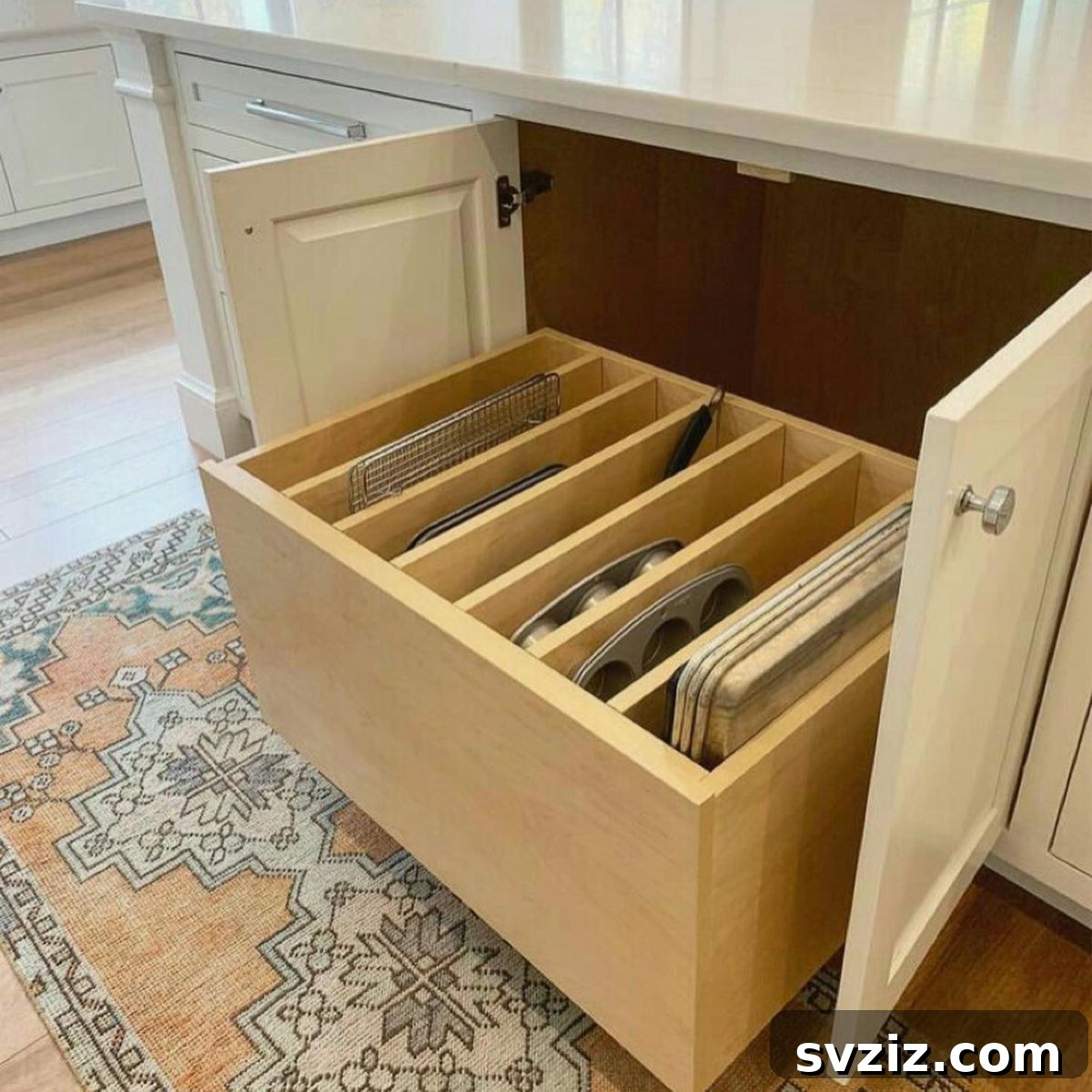 Vertical pullout storage for baking sheets and pans