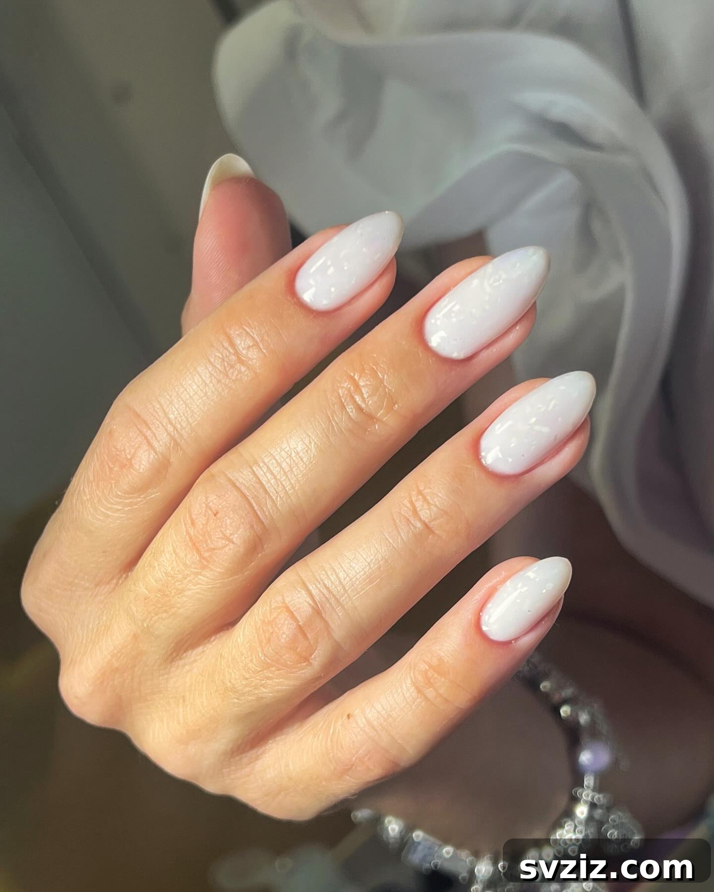 Timeless Classic White Minimalist Manicure