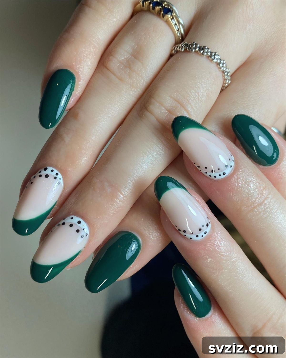9. Festive Dots