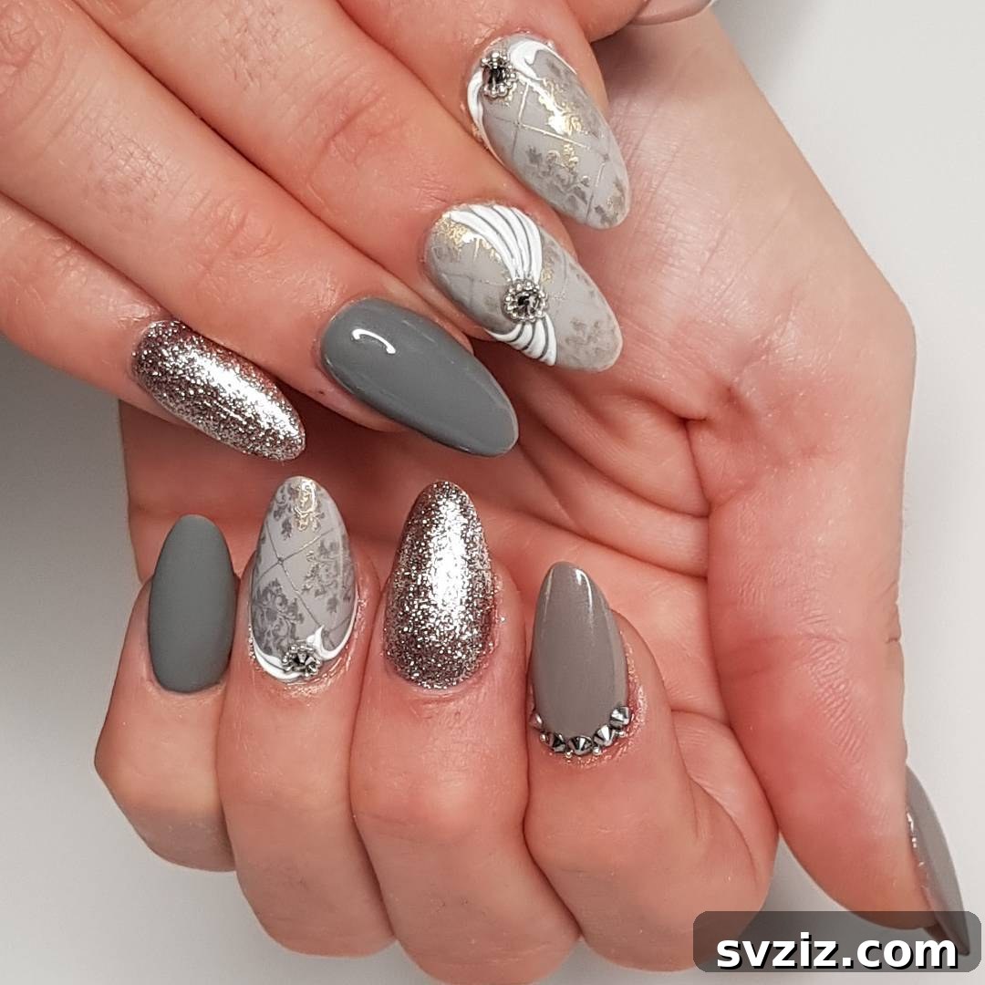 40. Eye-Catching Gray Nails