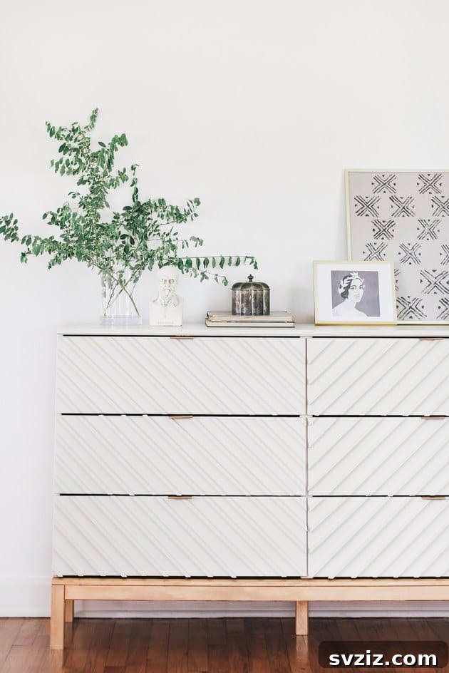 20 Brilliant IKEA Dresser Ideas for Your Bedroom 3 modern dresser