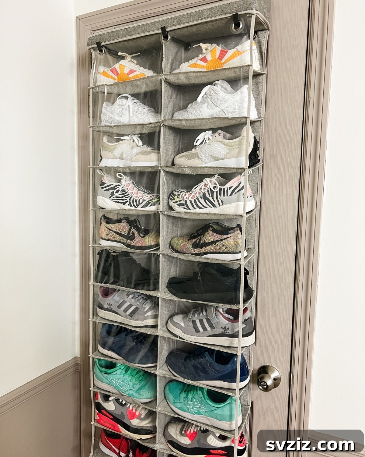 21 Brilliant Tricks for Your Ultimate Clutter-Free Home 12 Space-saving over-the-door shoe organizer for small spaces
