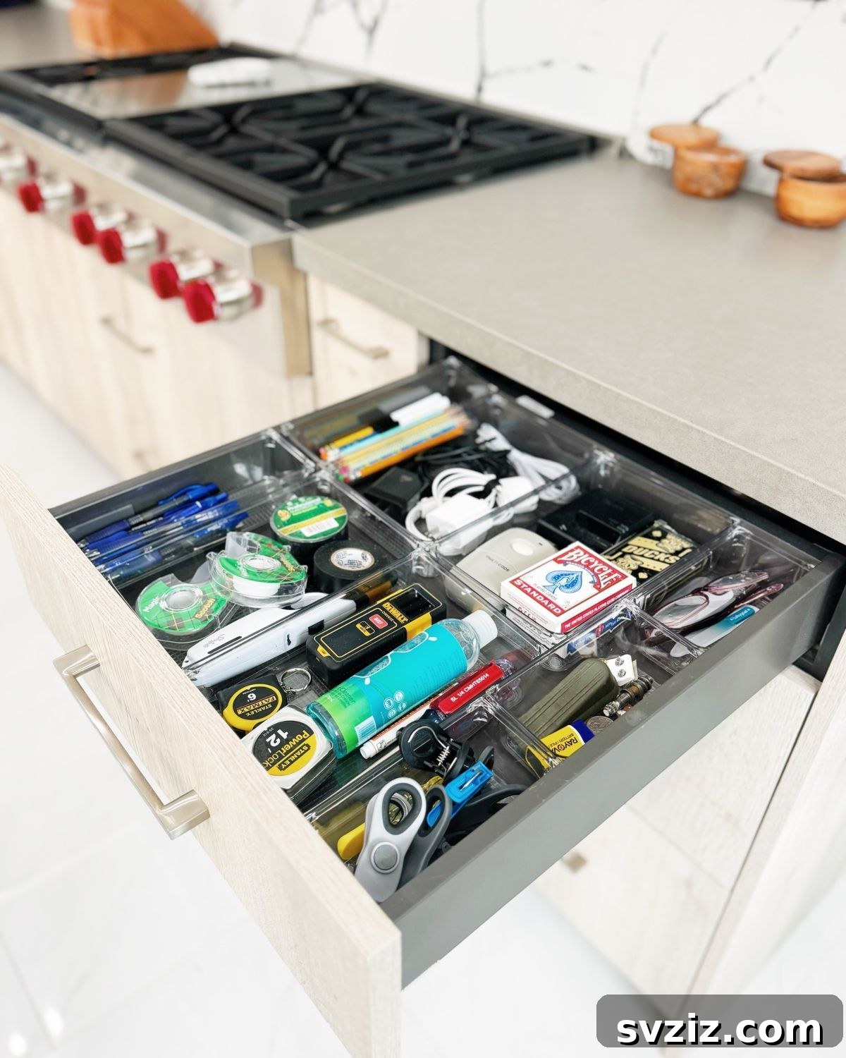 21 Brilliant Tricks for Your Ultimate Clutter-Free Home 3 Transforming a messy junk drawer into an organized utility drawer
