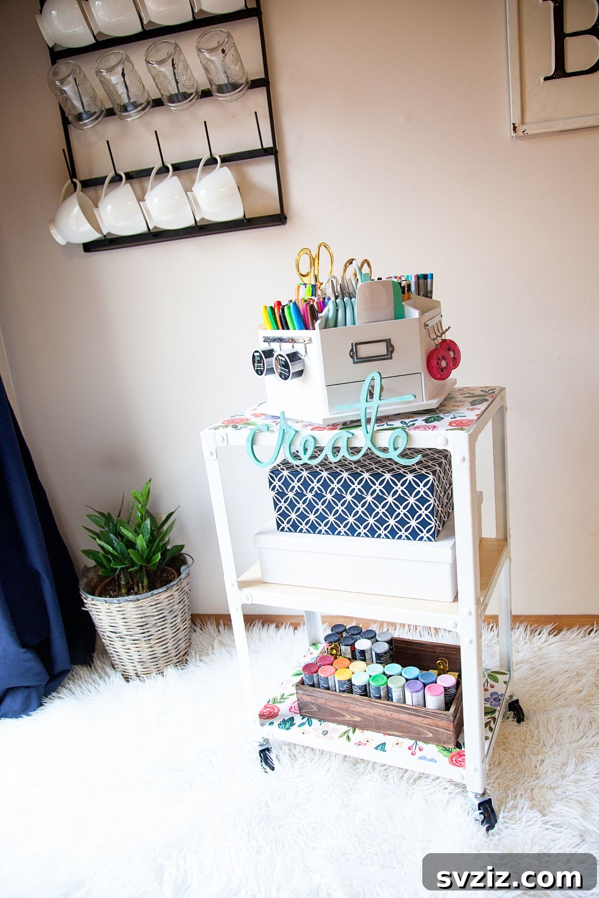 21 Brilliant Organizing Stations to Declutter Your Entire Life 20 Budget-friendly family creative station on a rolling cart