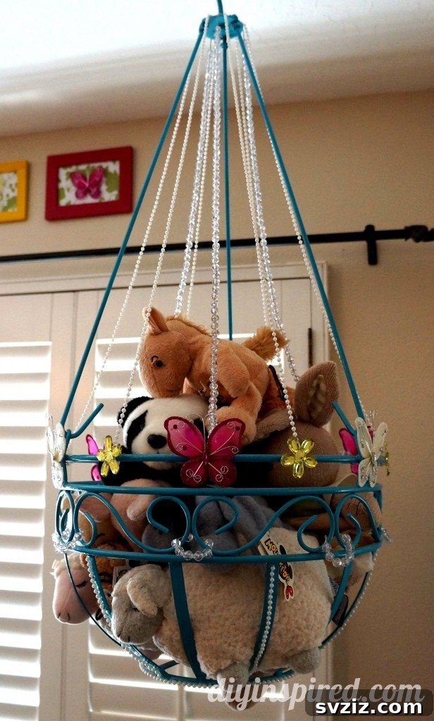 14. Upcycled Plant Hanger