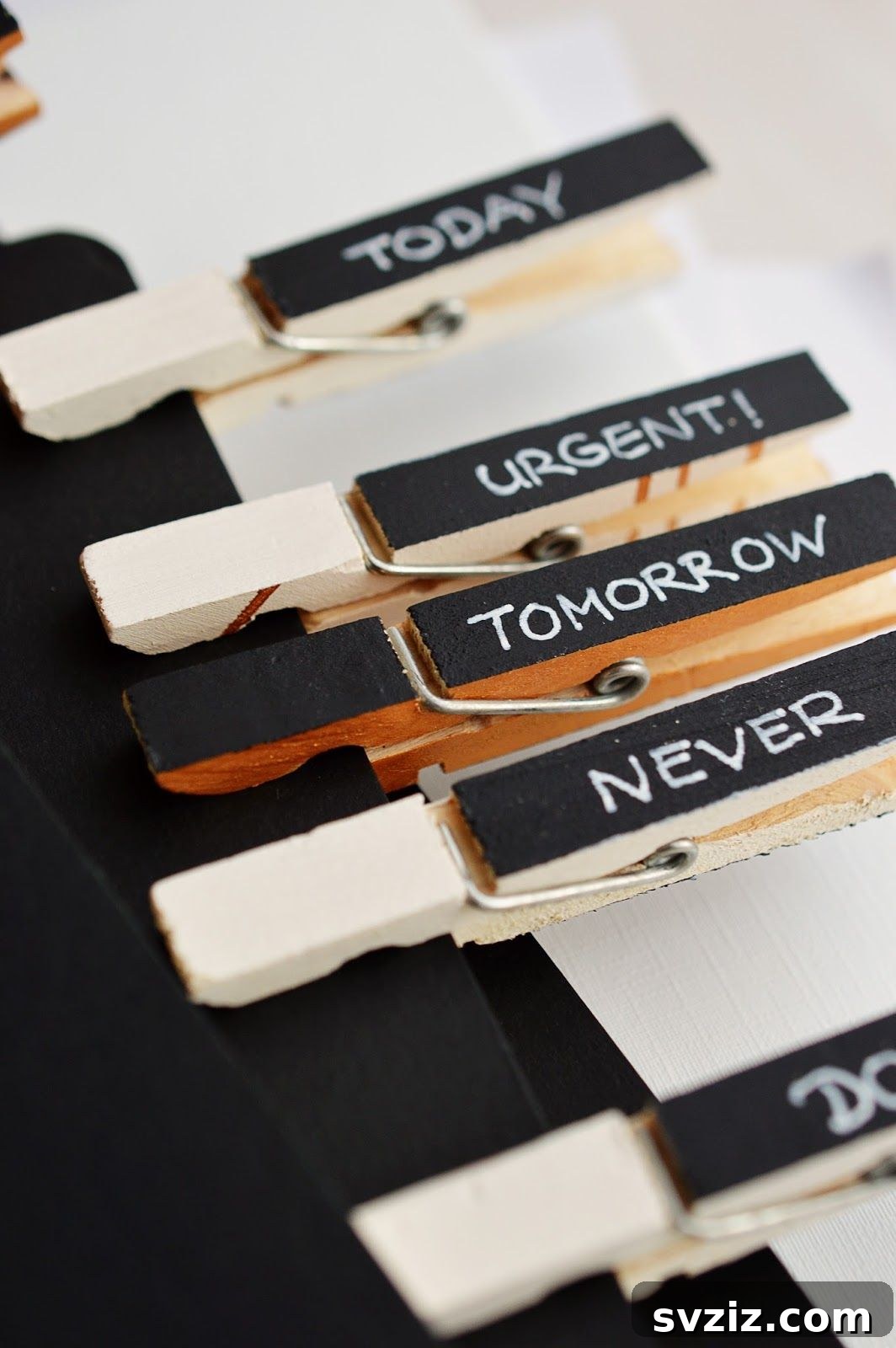 21 Brilliant Clothespin Organization Ideas to Simplify Your Space 17 15. Reminders