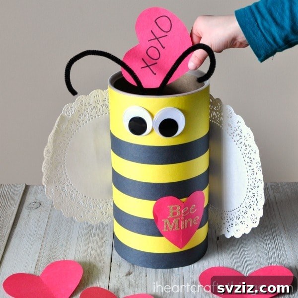 Charming Bee Valentine Box made from an oatmeal canister