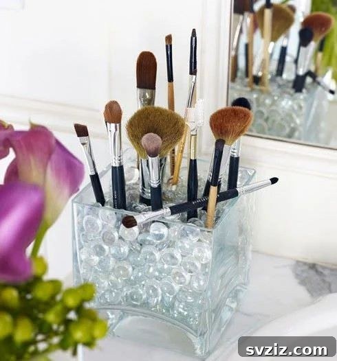 21 Brilliant Dollar Store Makeup Organization Hacks 12 Vase Makeup Brush Holder