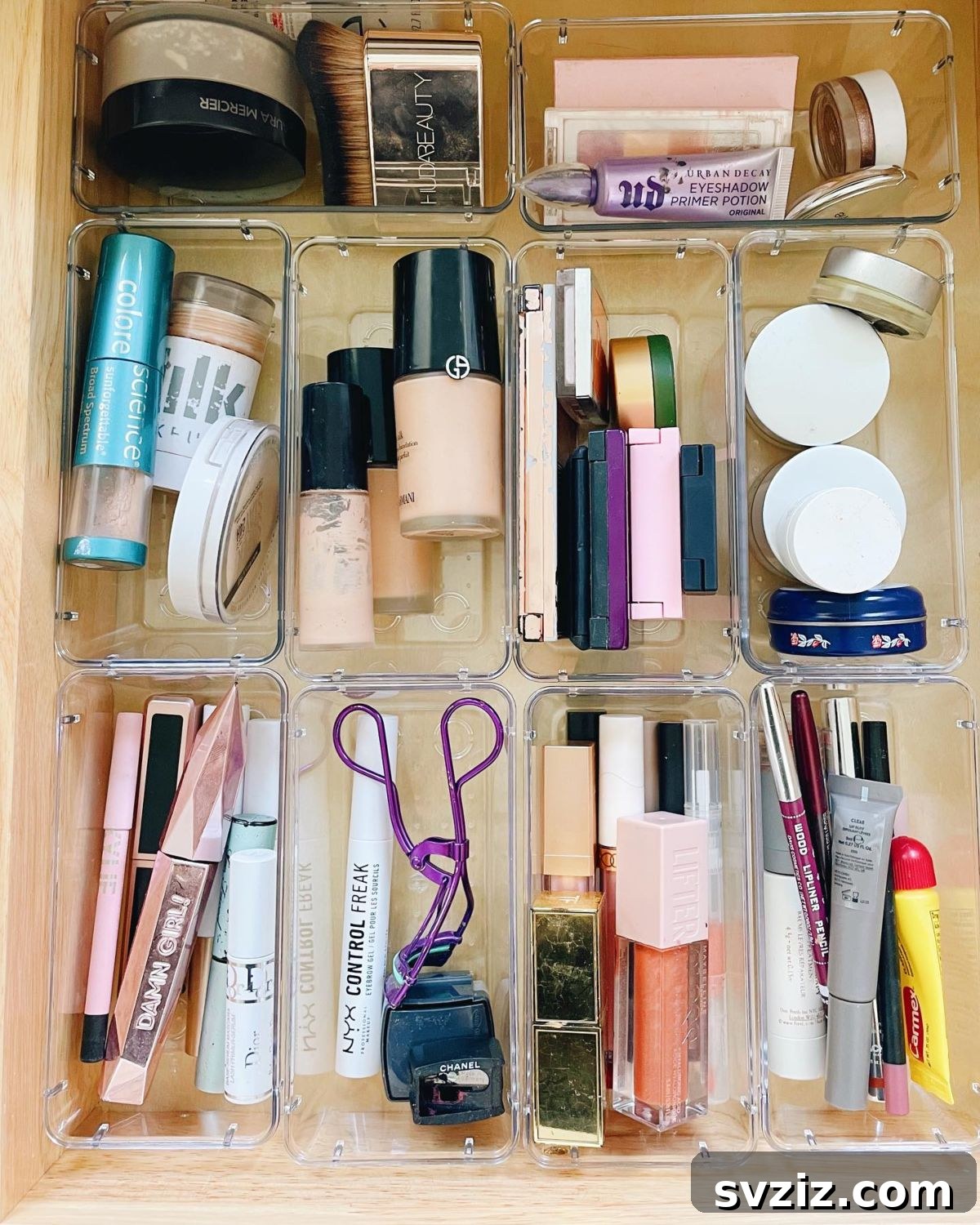 21 Brilliant Dollar Store Makeup Organization Hacks 6 Acrylic Containers