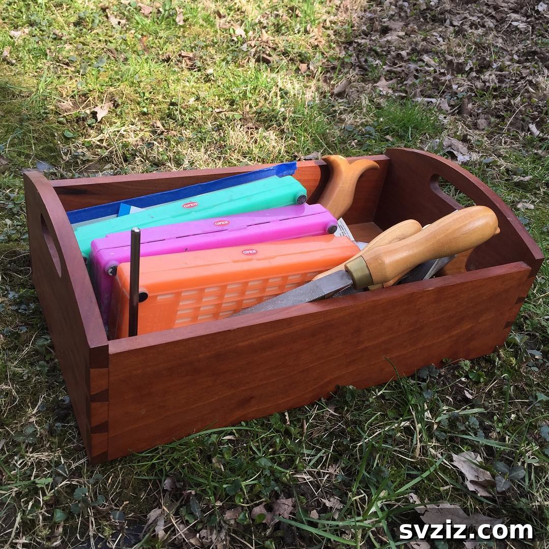 Beyond Cutlery: Smart Organization with Silverware Trays 16 Organized Small Tools in a Silverware Tray for DIY Projects