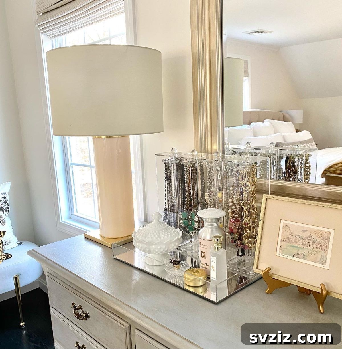 Make Your Small Bedroom Feel Huge: 21 Organizing Hacks 18 Jewelry Organizer to Keep Dressers Clutter Free