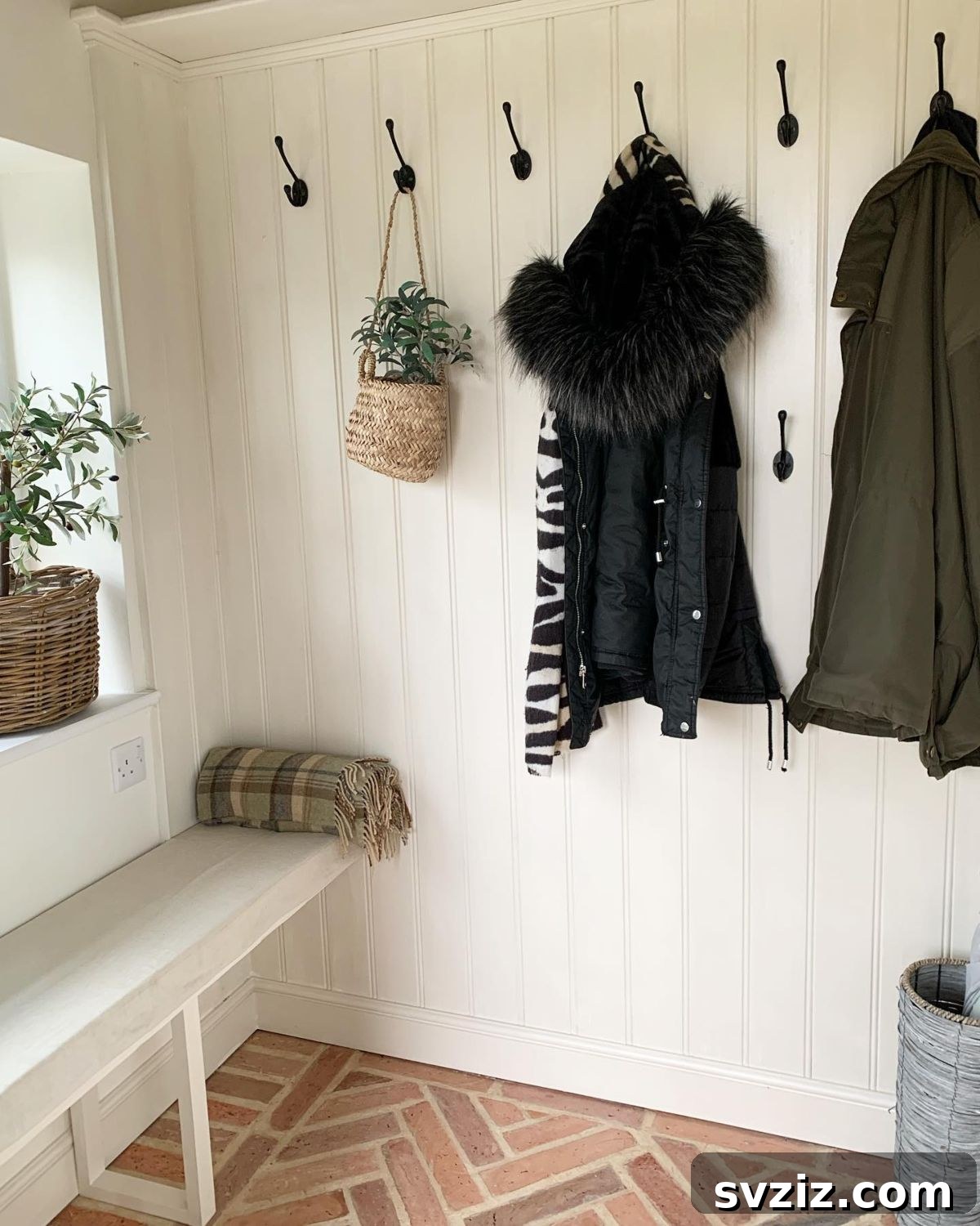 23 Brilliant Hallway Storage Secrets You've Never Heard Of 14 Coat Hooks