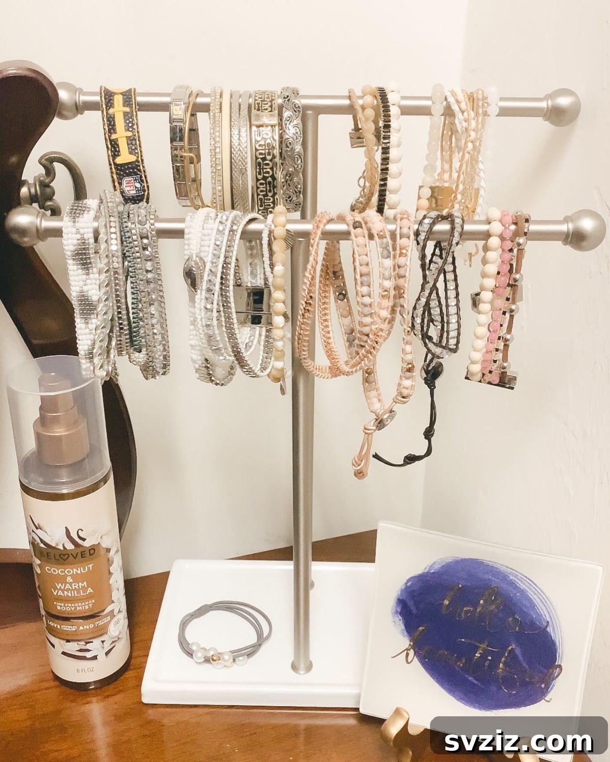 Hand Towel Holder for bracelets and necklaces