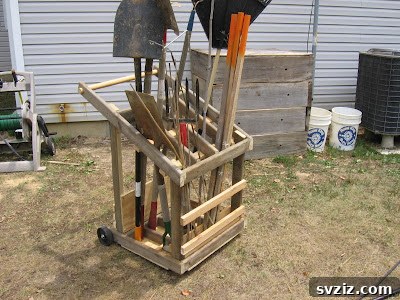 Mobile Garden Tool Rack