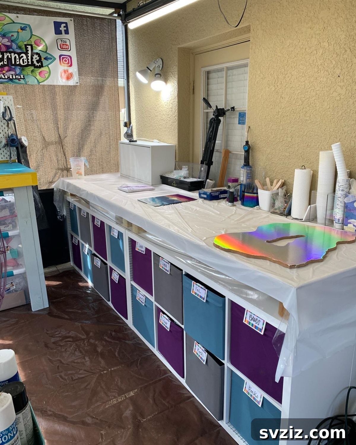 Smart Storage Cubes: Stylish Ways to Maximize Every Inch of Your Home 7 Art Studio Organization