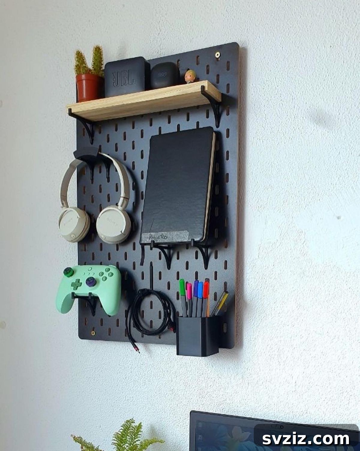 21 Clever Pegboard Organization Ideas 3 Small Pegboard Organizer for Your Desk for stationery and office supplies