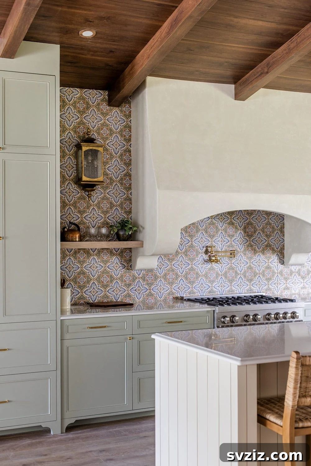 Elegant floating kitchen shelves