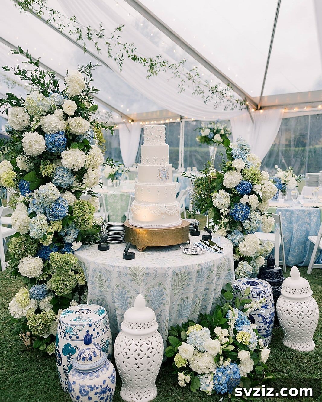 21. White & Blue Hydrangeas
