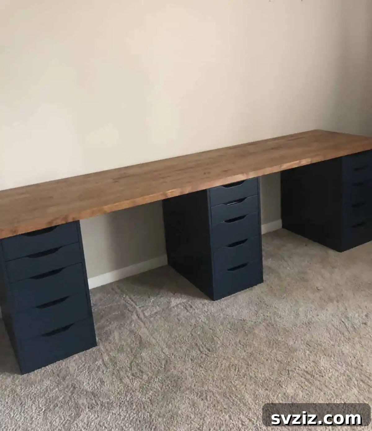 16. Shared Desk Space for Kids