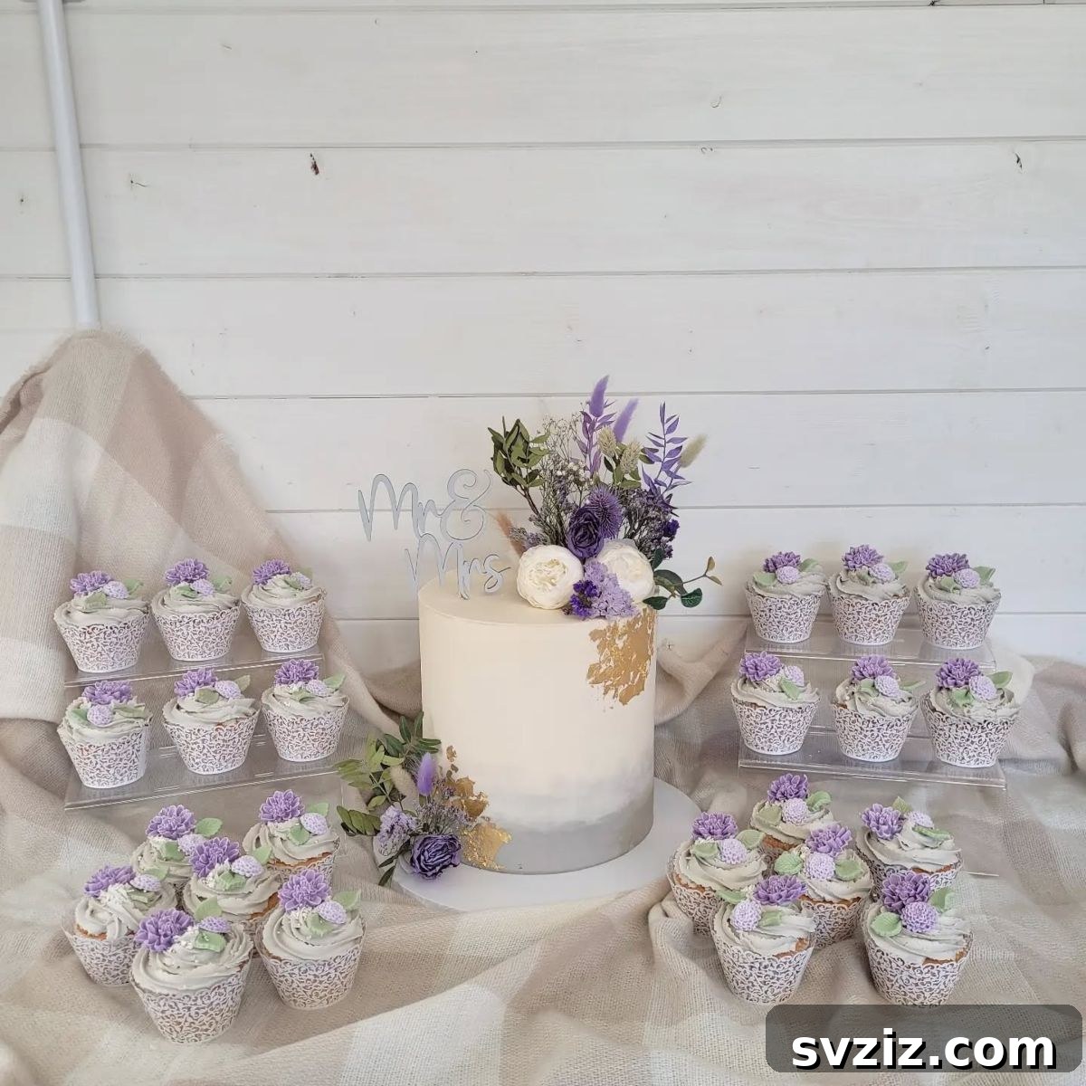 Elegant Wedding Cake Table Designs 21 19. Lavender Luxe