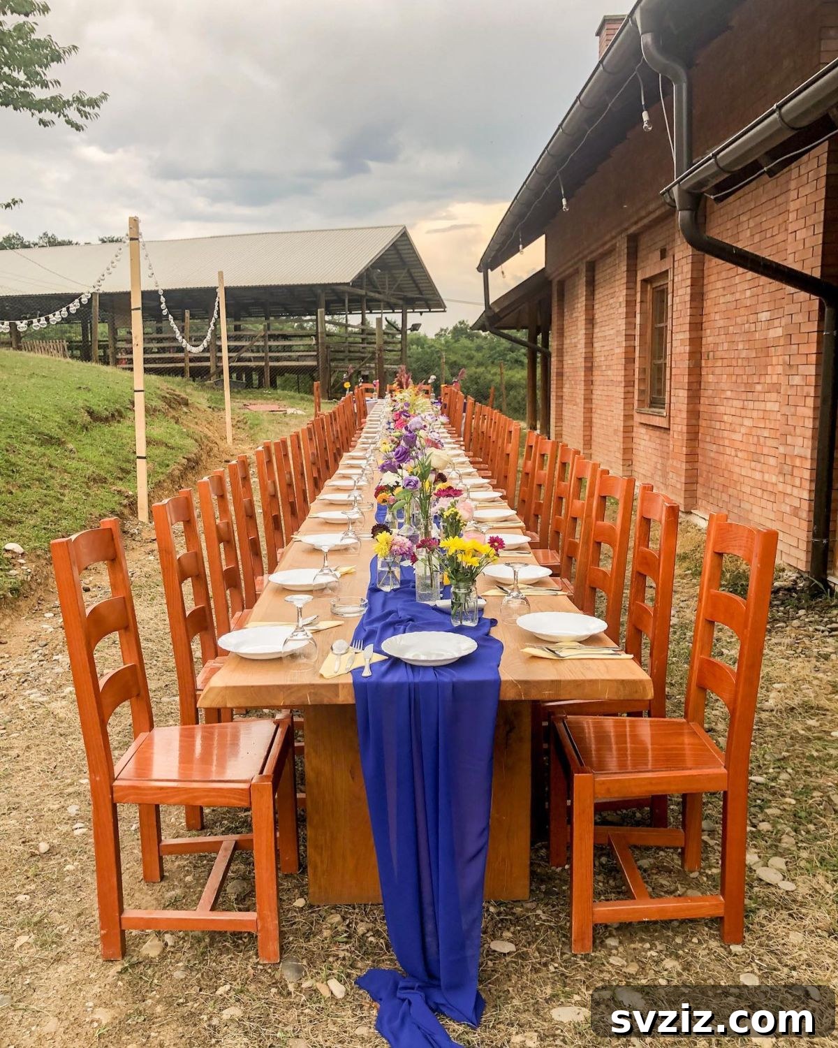 27 Breathtaking Long Table Wedding Inspirations 24 22. Blue Oak Banquet