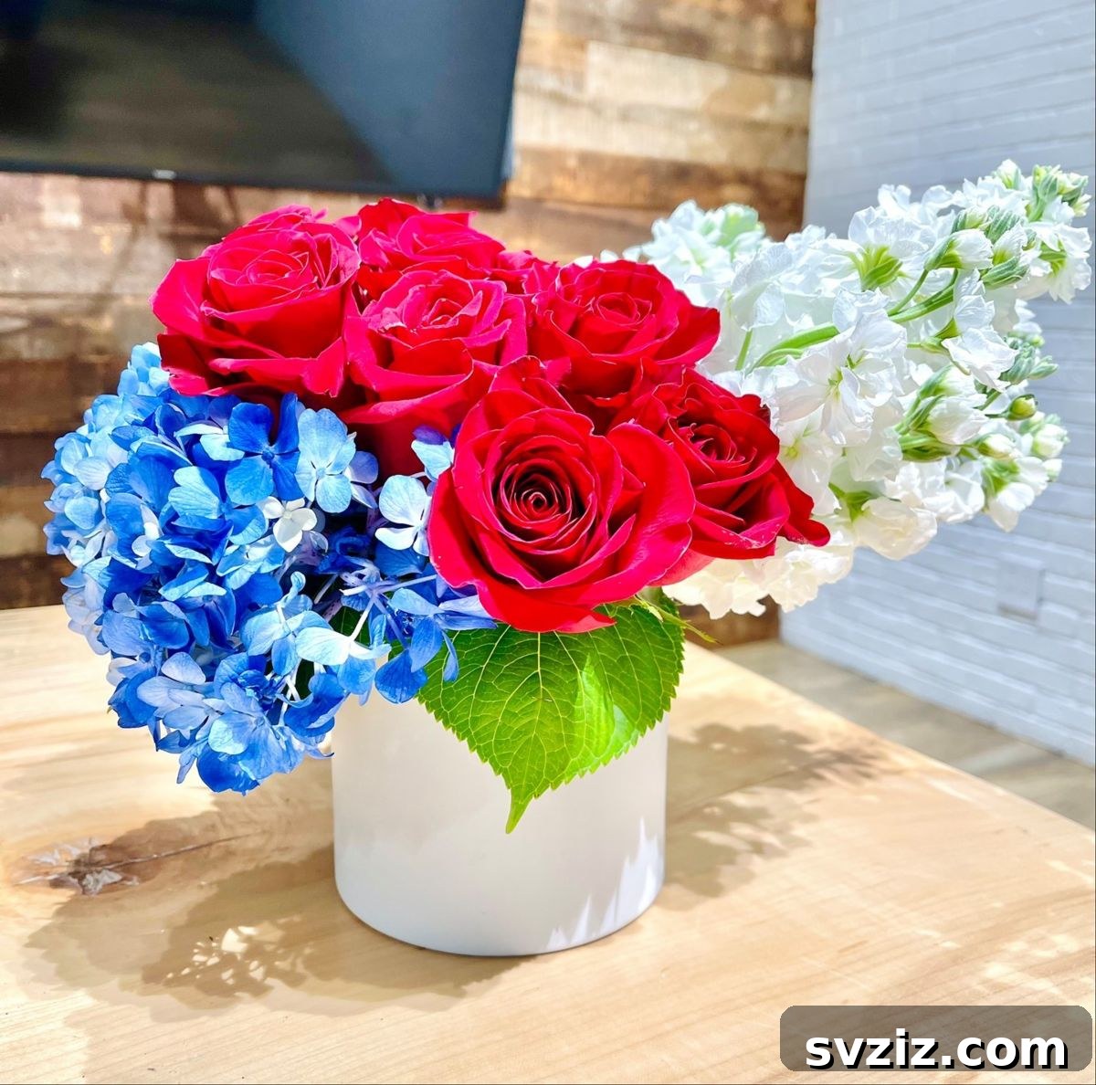 Show Your Spirit: Easy DIY 4th of July Table Decorations 6 Elegant Floral Centerpiece for 4th of July Celebration