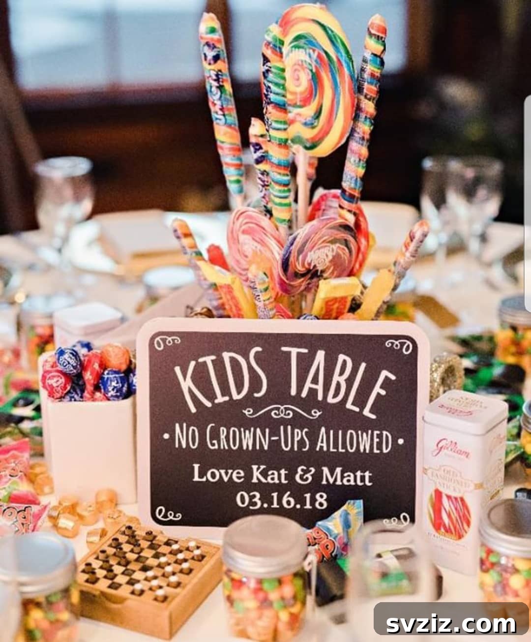 17 Enchanting Wedding Table Concepts for Your Youngest Attendees 16 14. Kid’s Treat Table