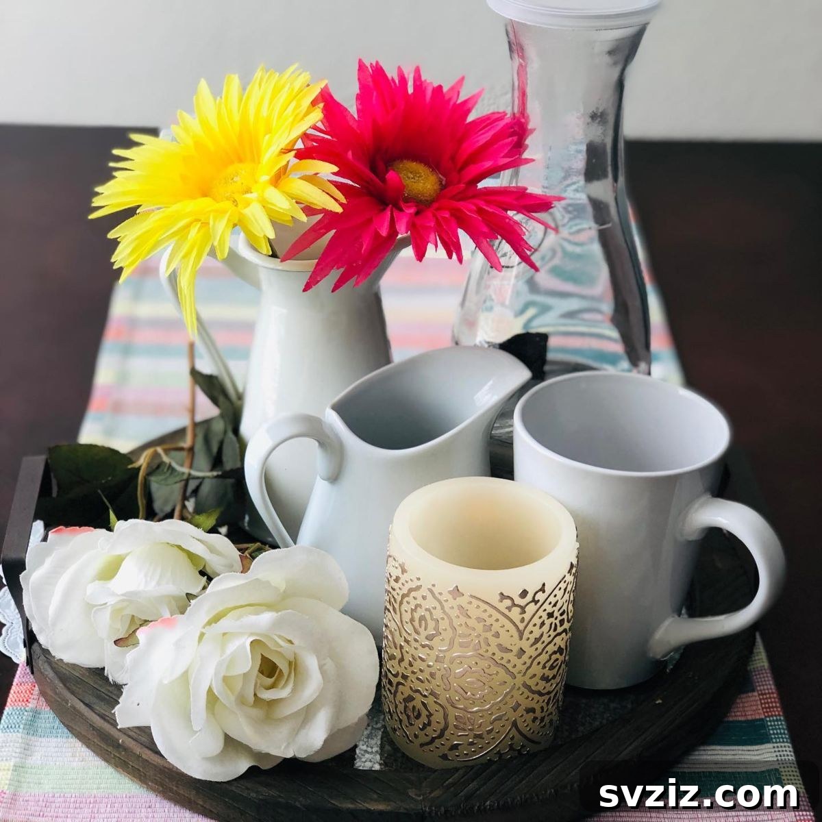 23 Effortless DIY Summer Dining Table Centerpieces 9 7. Cozy Dining Table Centerpiece